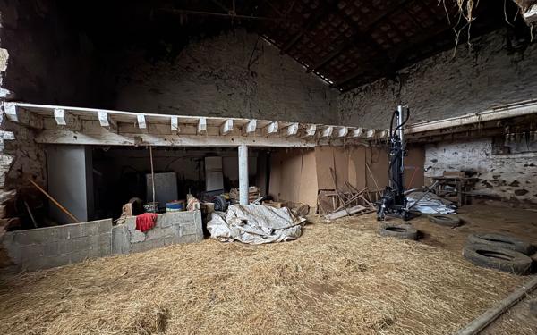 Maison à vendre    7 pièces •  Le Palais-sur-Vienne