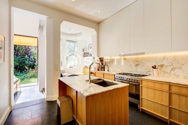 Bordeaux barrière St Genès - Maison d'exception entièrement rénovée, 7 chambres, grand jardin