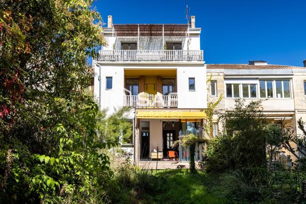 Bordeaux barrière St Genès - Maison d'exception entièrement rénovée, 7 chambres, grand jardin