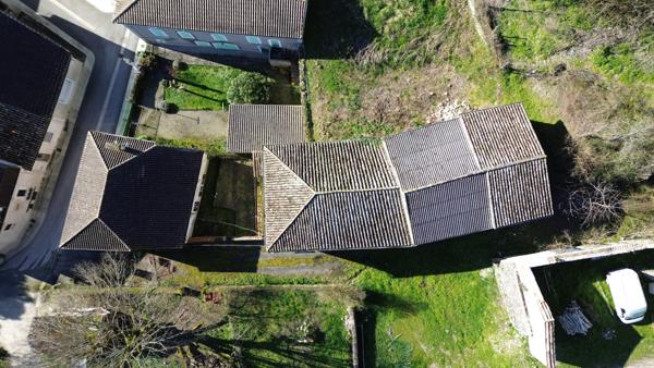 Touffailles (82190) TOUFFAILLES Maison de village et dépendances à rénover
