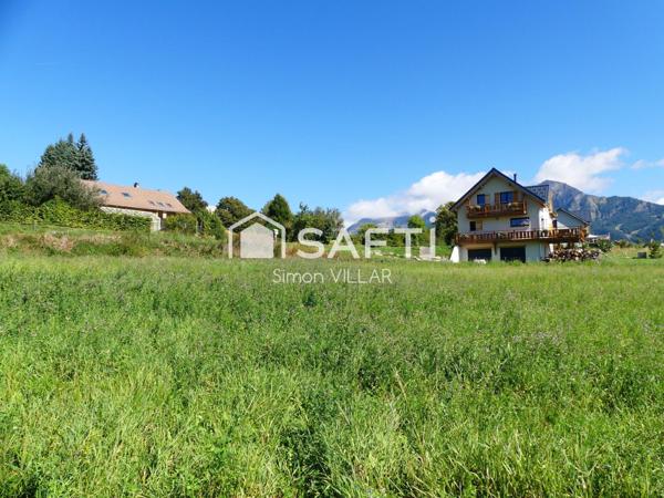 Terrain avec vue et exposition exceptionnelles!