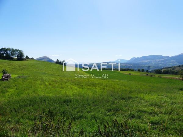 Terrain avec vue et exposition exceptionnelles!