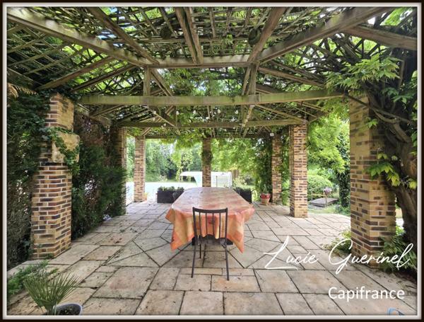 Maison à vendre 10 pièces avec piscine à ROUGE (44)