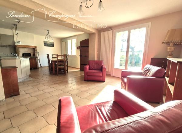 Bédarrides (84370) MAS composé de plusieurs logements + grand atelier et hangar