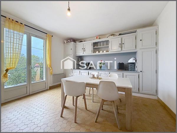 Maison d'environ 170 m2 avec studio indépendant d'environ 49m2