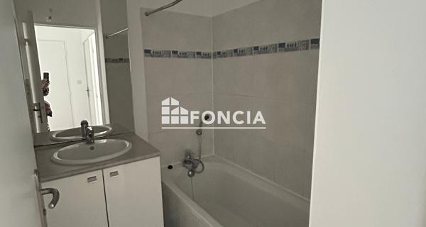 Location Appartement 3 pièces 73.95 m² - Rennes 35000