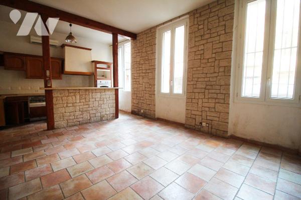 Grand appartement T3 de 71m2 (Carrez) au sein d'une copropriété calme, Belle de Mai (13003)