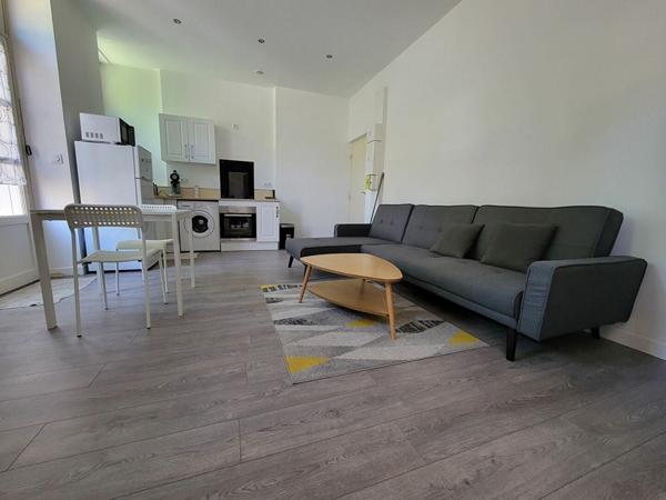 Appartement à louer    2 pièces •  Sully-sur-Loire