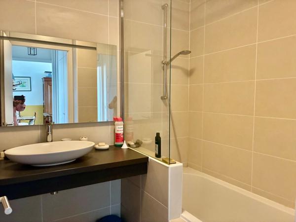 PARC BARBIEUX T5 159M² AVEC GRAND BALCON, CAVE, GARAGE + PARKINGS EN COLLECTIF . ROUBAIX