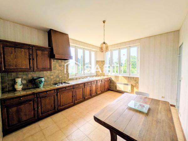 Maison - 7  pièces - 170 m²