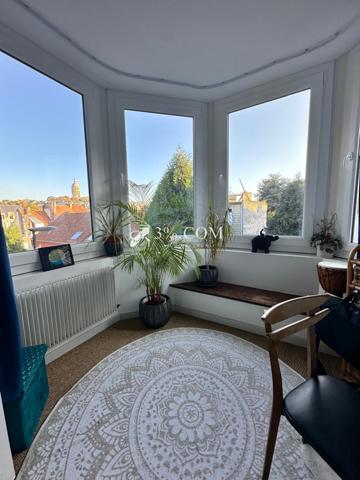 Maison 6 pièce(s) 3 chambre(s) 100 m²