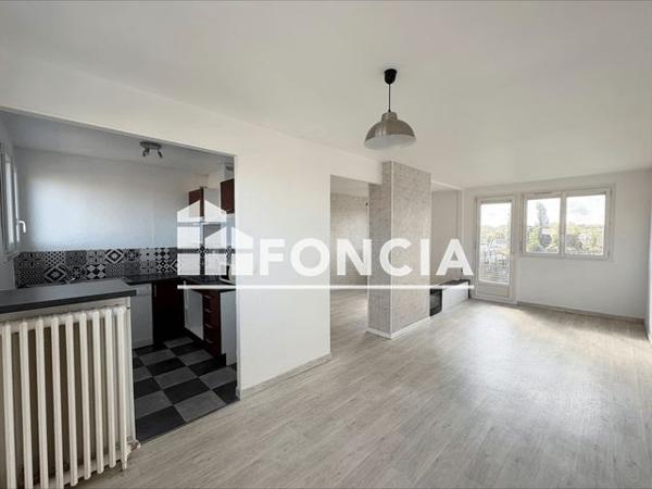 Location Appartement 3 pièces 69.3 m² - Résidence Desiles - Porte 21 Le Mans 72000