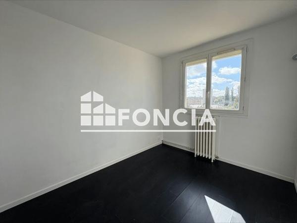 Location Appartement 3 pièces 69.3 m² - Résidence Desiles - Porte 21 Le Mans 72000