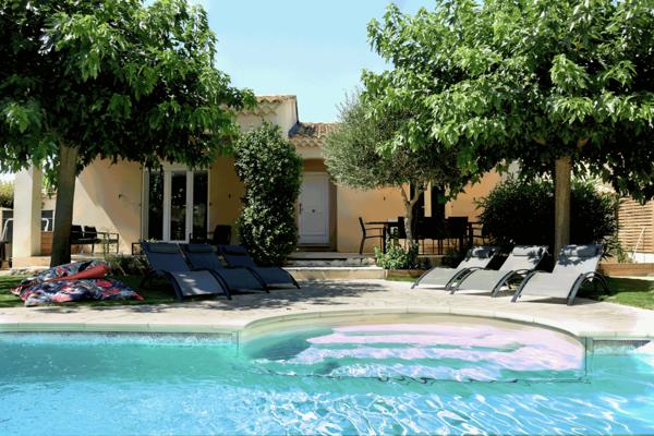 A VENDRE Entraigues Sur La Sorgue Maison 5 pièce(s) 130 m²