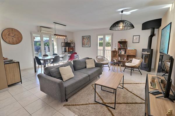 A VENDRE Entraigues Sur La Sorgue Maison 5 pièce(s) 130 m²