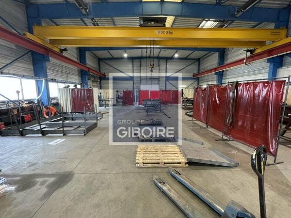 Local d'activites 720 m² à louer THOUARE SUR LOIRE (réf : 44.018756)