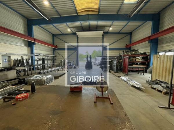 Local d'activites 720 m² à louer THOUARE SUR LOIRE (réf : 44.018756)