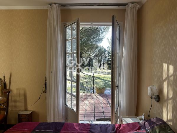 MAISON À VENDRE DE 8 PIÈCES DE 181,40 M²