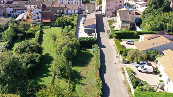 Local/bureau à vendre CHARNAY LES MACON (71)