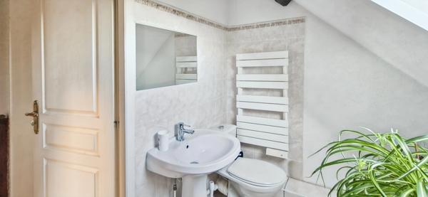 90800 BAVILLIERS – MAISON 8 PIÈCES – 5 CHAMBRES – GARAGE - TERRAIN CONSTRUCTIBLE