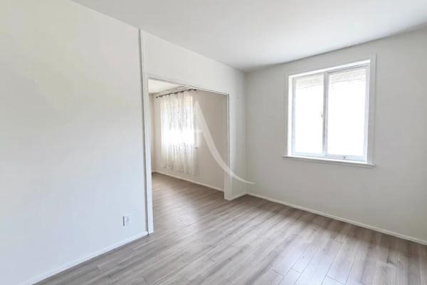 APPARTEMENT TYPE 4 REZ DE CHAUSSEE DANS RESIDENCE FERMEE LOGGIA CAVE ET PARKING