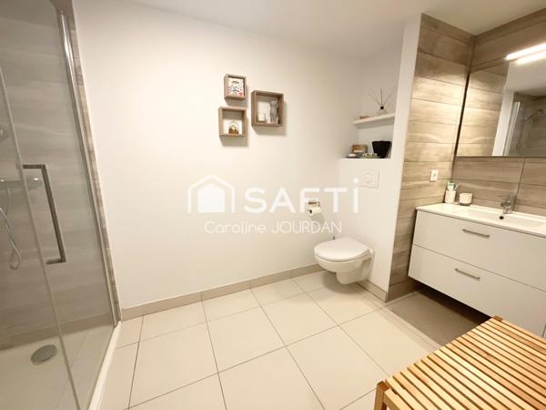 Nice Ouest - rue Jules Bianchi - 3 / 4 pcs 64m2 - cave - place de parking couverte en sous sol