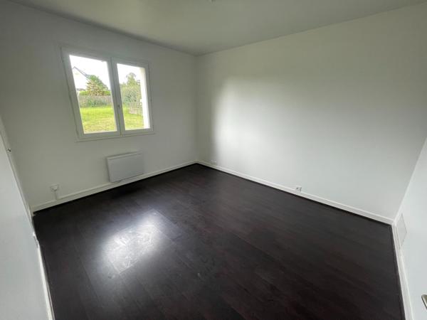 Maison régionale, rénovée, exposée sud avec grand jardin.