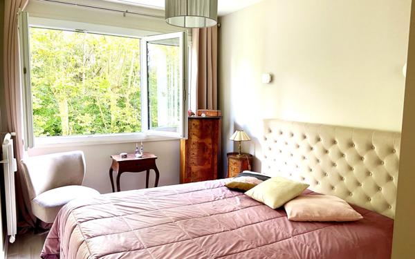 Appartement à vendre    4 pièces • 79,02 m2 Versailles