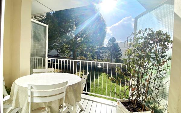 Appartement à vendre    4 pièces • 79,02 m2 Versailles