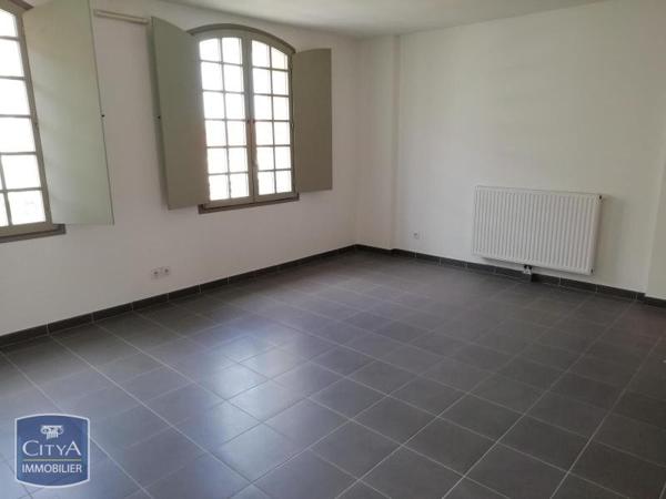 Appartement à louer 4 pièces 116.91m²