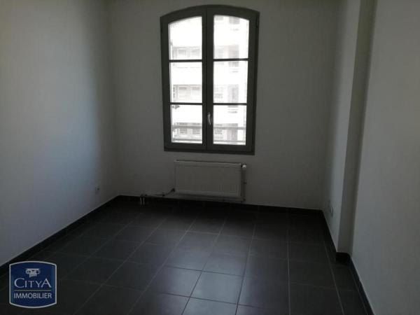 Appartement à louer 4 pièces 116.91m²