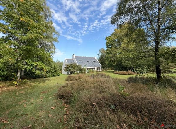 Maison à Ploërmel, 56800 - 6 pièces 160m²