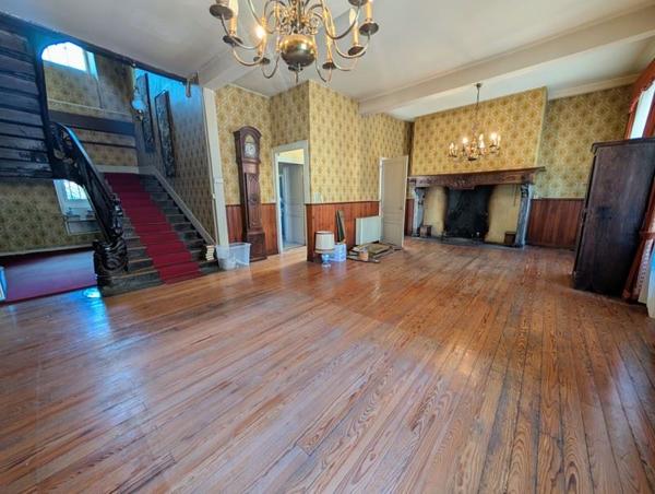 Maison à vendre |                                       Pierrefitte-Nestalas |                                        18 pièces  |  358 m²