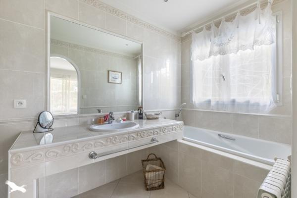 Maison à vendre |                                       Lanton |                                        4 pièces  |  131 m²