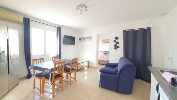 Ensemble immobilier rénové Cinq appartements- rentabilité forte- Le Barcarès plage