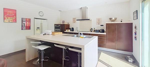 VIlla de 135 m² de plein pied avec piscine sur un terrain de 506m²