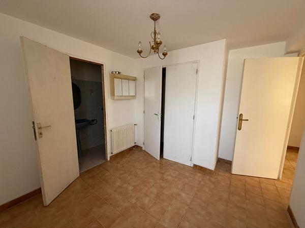 MAISON 3 CHAMBRES AVEC JARDIN ET GARAGE A POMAS
