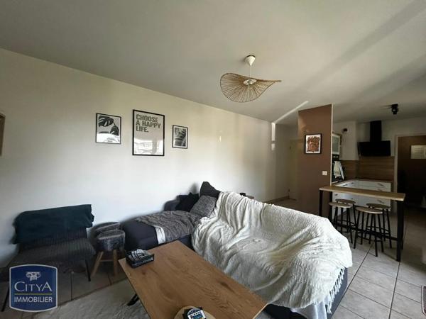 Appartement à louer 2 pièces 48.83m² Lucé (28110)