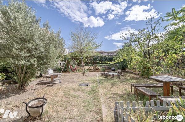 APPARTEMENT 28m² en rez-de-jardin  -  LYON 8 - secteur JET D'EAU