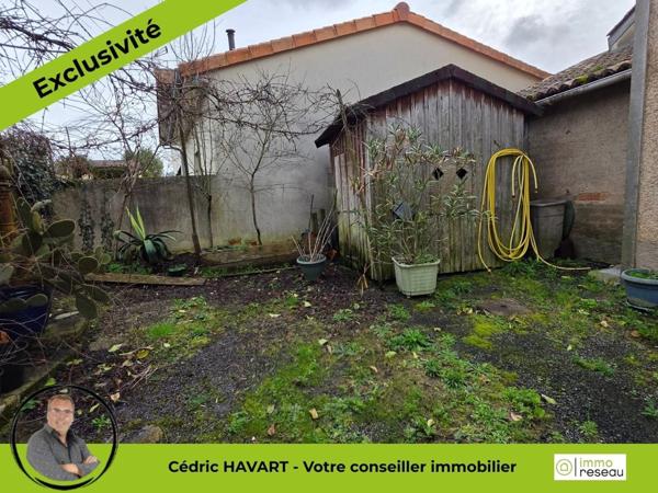 Immeuble à PERSAC (86320)