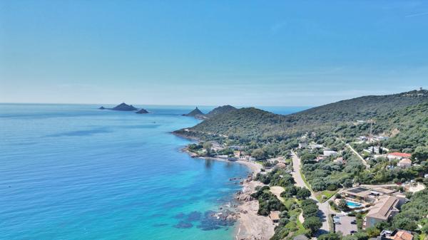 AJACCIO Sanguinaires Superbe T2 vue mer plage à pieds Ajaccio (20000)