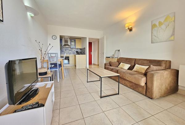 AJACCIO Sanguinaires Superbe T2 vue mer plage à pieds Ajaccio (20000)