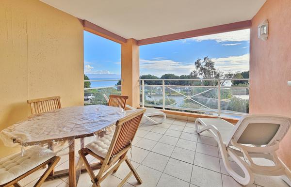 AJACCIO Sanguinaires Superbe T2 vue mer plage à pieds Ajaccio (20000)