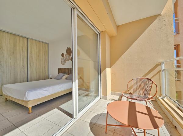 AJACCIO Sanguinaires Superbe T2 vue mer plage à pieds Ajaccio (20000)