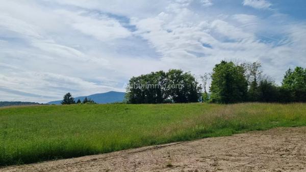Vente Terrain 682 m2 à Belley
