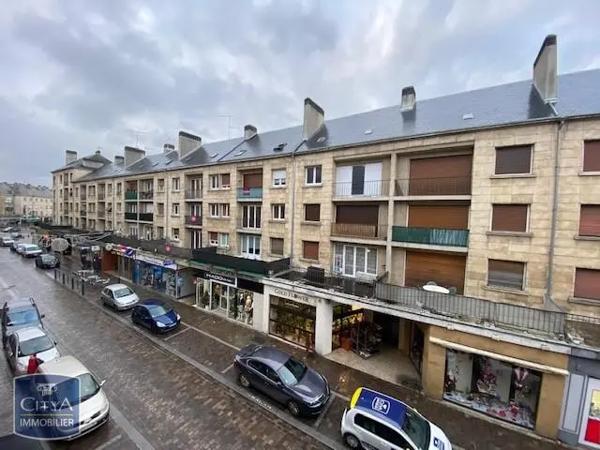 Appartement à louer 2 pièces 71m² Sedan (08200)