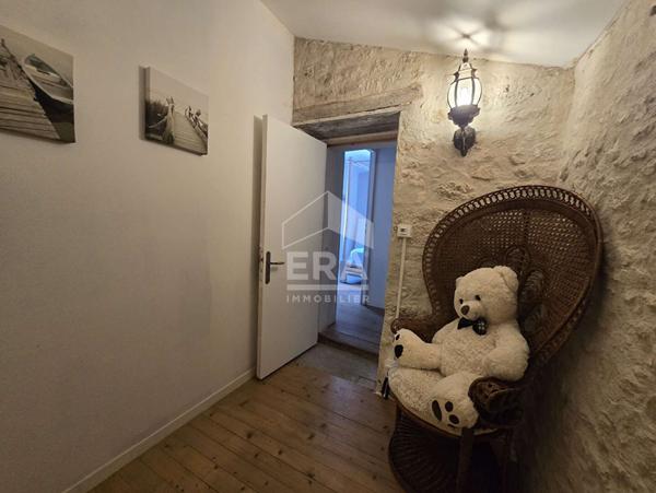 Maison Salles Sur Mer 9 pièce(s) 209.92 m2