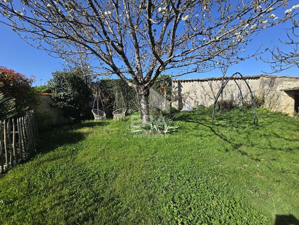 Maison Salles Sur Mer 9 pièce(s) 209.92 m2