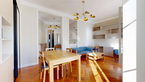 NICE - MUSICIENS : JOLI F2 TRAVERSANT AVEC BALCONS EN AVANT DERNIER ÉTAGE