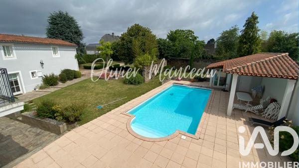 Maison à vendre 12 pièces 424 m² Les Herbiers